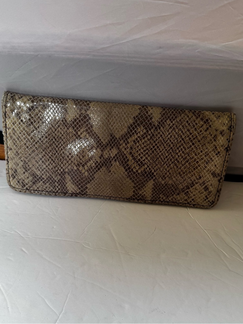 Michael Kors NEW Snakeskin Long Clutch Bag Wristlet Animal Wallet Brown Gold Tan - Picture 3 of 16